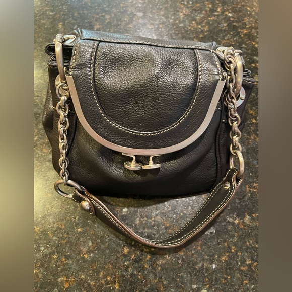 Beautiful all leather small purse by “B Makowsky” surprisingly roomy, - Picture 2 of 9